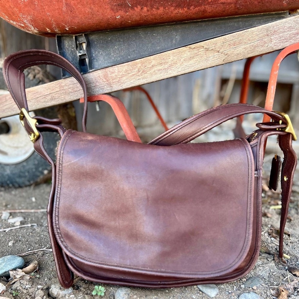 Vintage Coach Patricia’s Legacy 9951 (rare color)